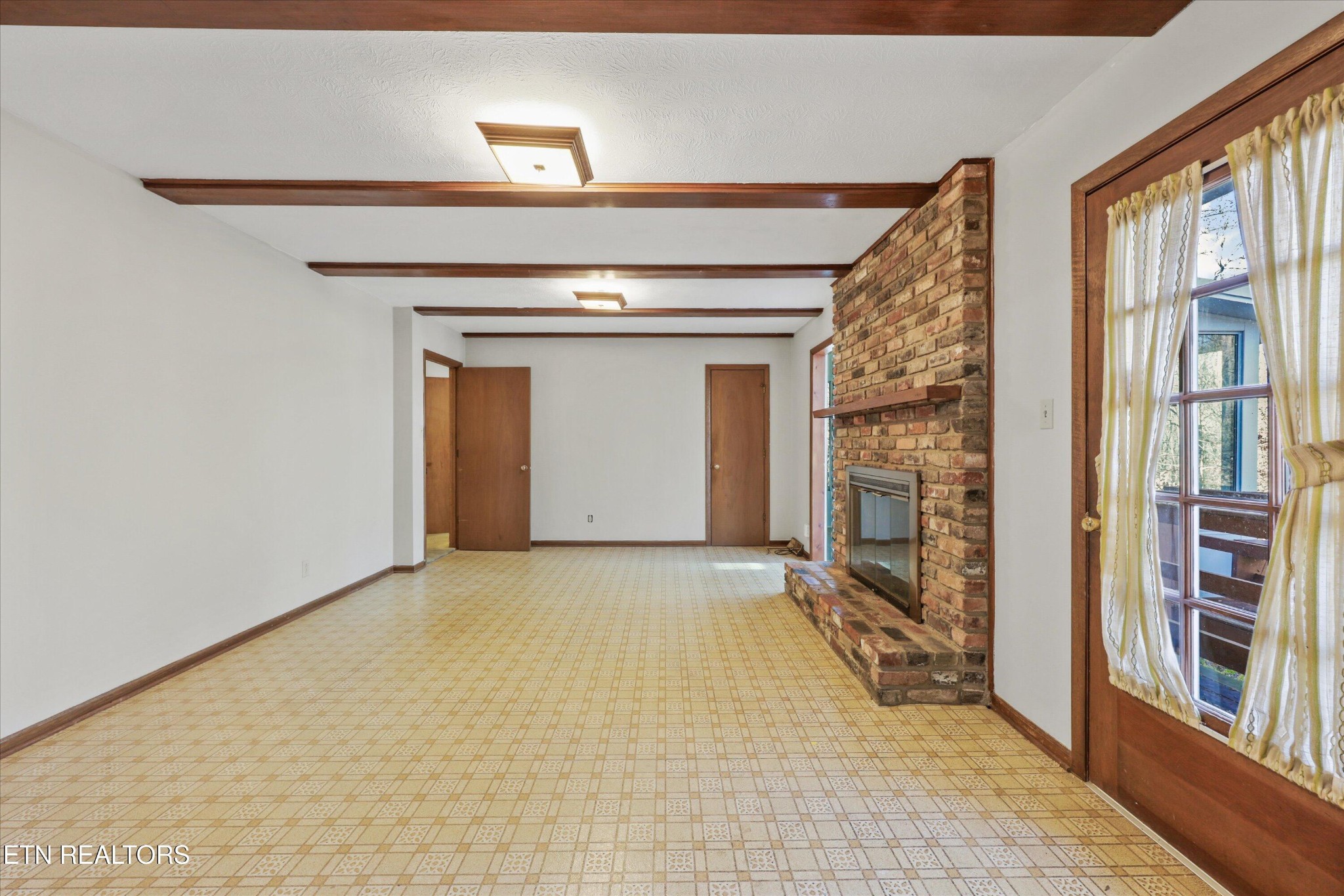 104 Windgate Road Oak Ridge, TN 37830 - Photo 16 of 37 Gallery Image 16