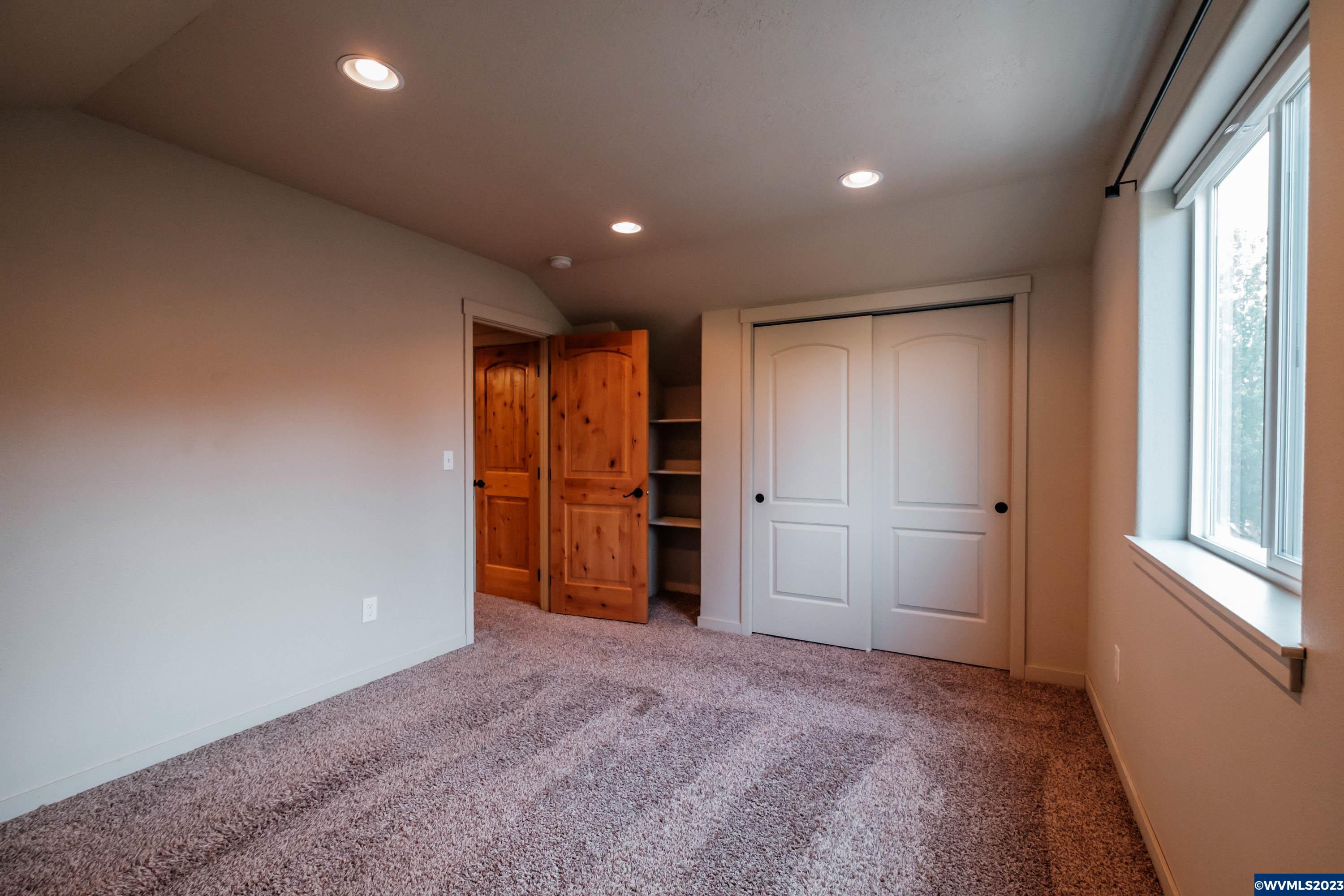 2911 Oak Ridge Street Northwest Albany, OR 97321 - Photo 30 of 40 Gallery Image 30