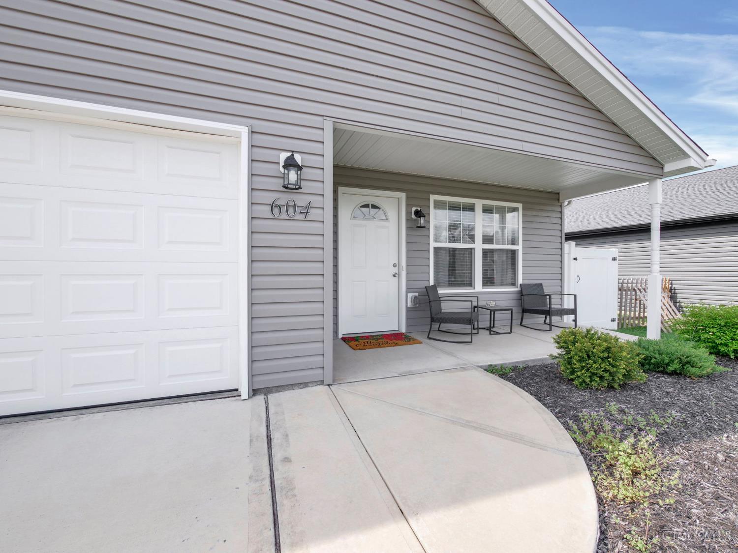 604 Diamond Loop Middletown, OH 45044 - Photo 3 of 37
