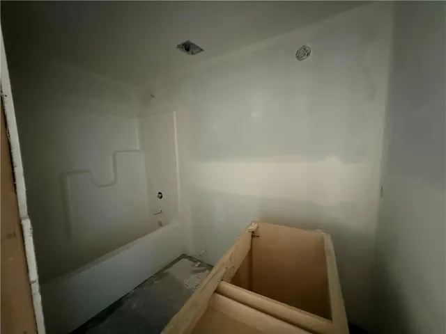 $579,500 | 12800 South Foxborough Court, Lee's Summit, MO 64086