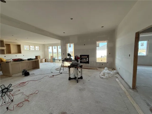 $579,500 | 12800 South Foxborough Court, Lee's Summit, MO 64086