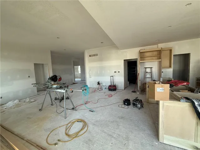 $579,500 | 12800 South Foxborough Court, Lee's Summit, MO 64086