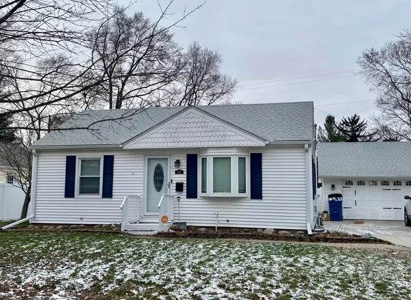 $179,900 | 742 Riverside Drive, Battle Creek, MI 49015