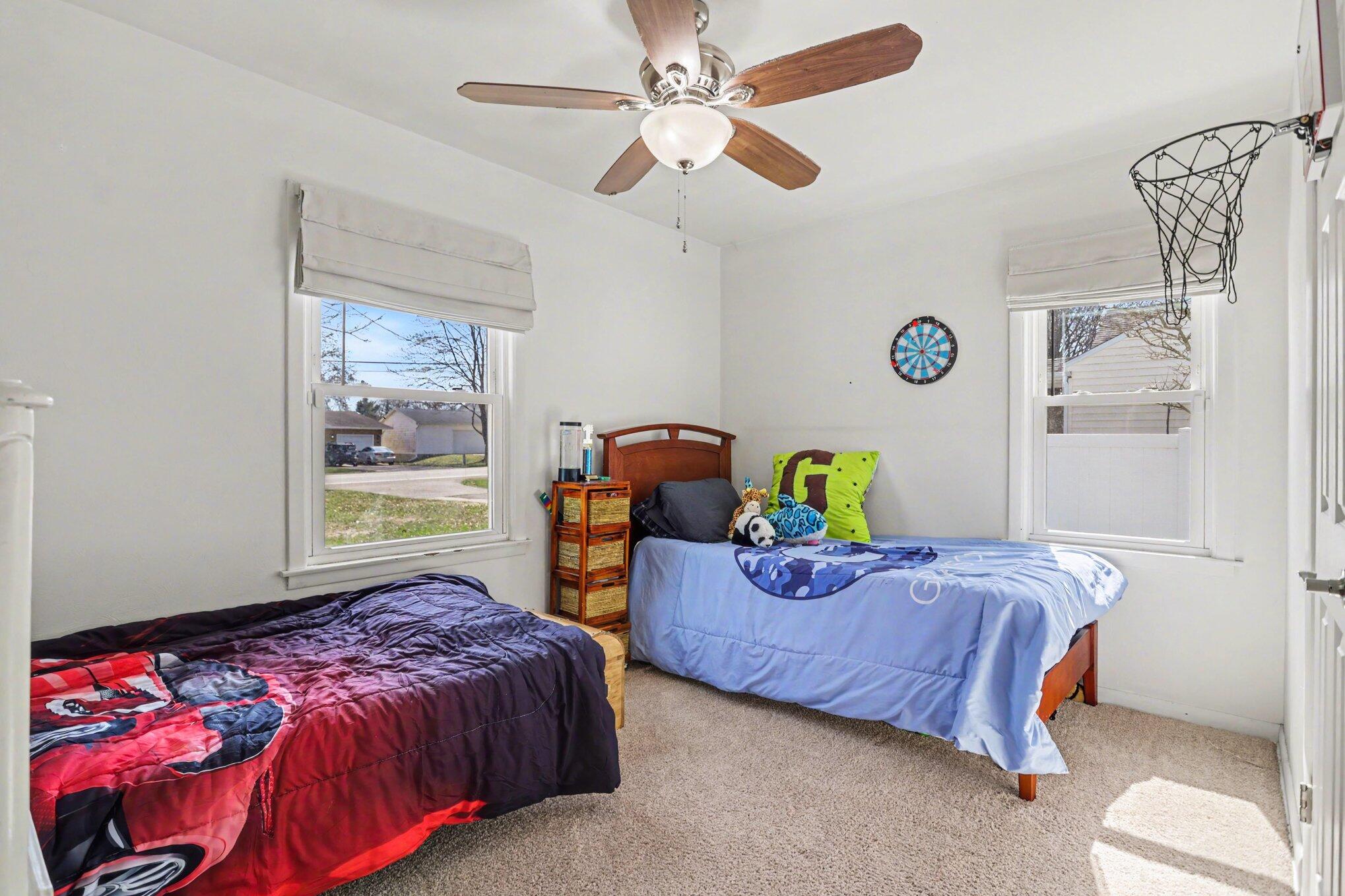 742 Riverside Drive Battle Creek, MI 49015 - Photo 5 of 12 008_file_9036