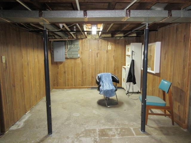 220 33rd Street Bay City, MI 48708 - Photo 25 of 26 Gallery Image 25