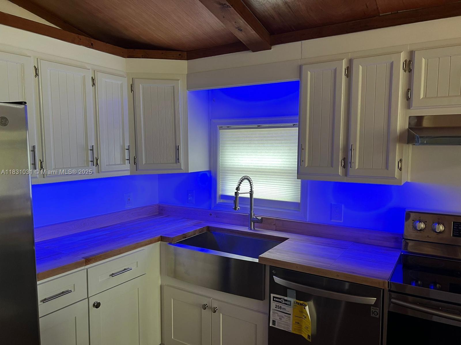 123 Rocky Road Lackawaxen, PA 18435 - Photo 23 of 39 a view of a room with music instruments
