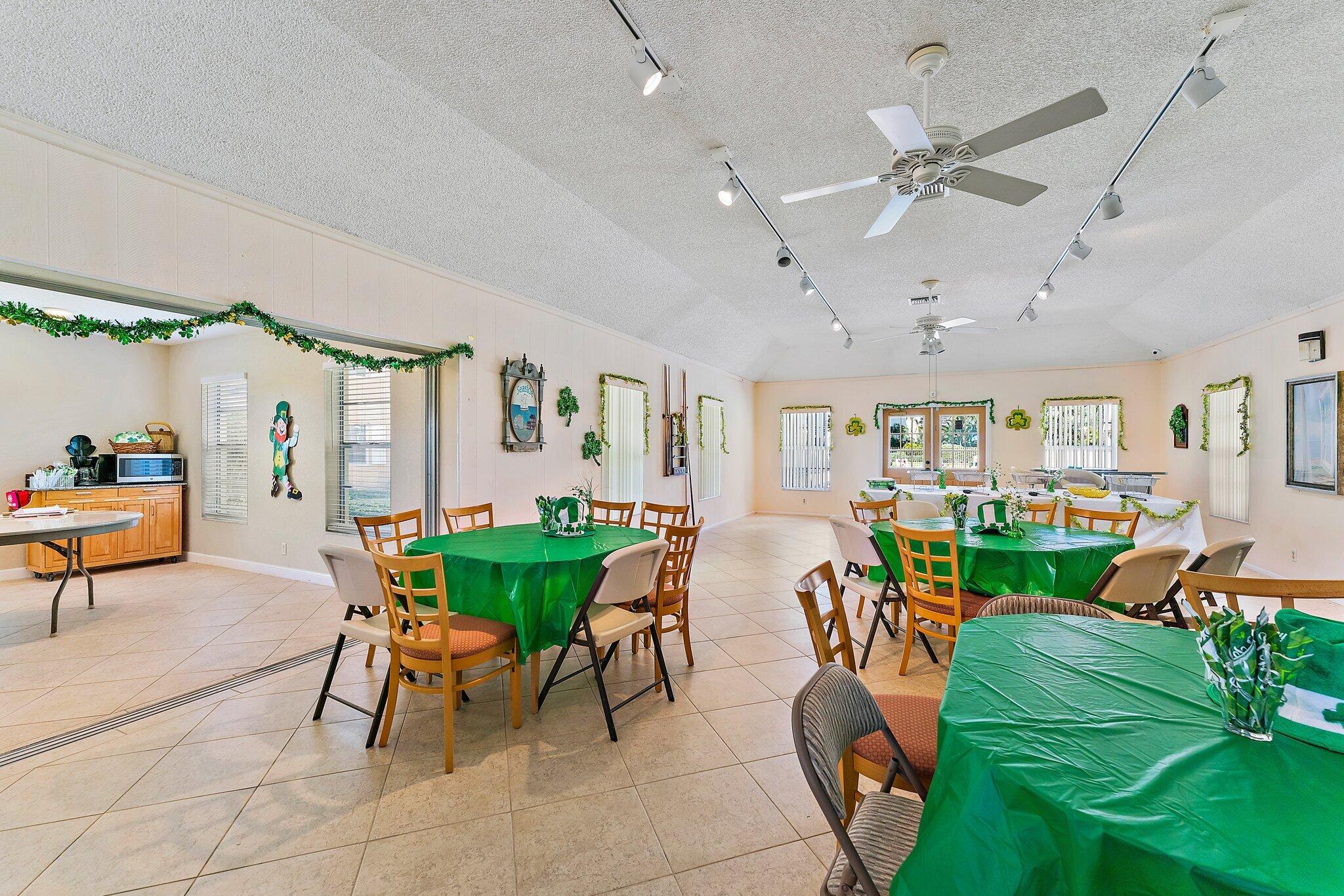 300 Golfview Road, Unit 502 North Palm Beach, FL 33408 - Photo 28 of 35 Clubhouse Social Room 2_300GolfviewRd502