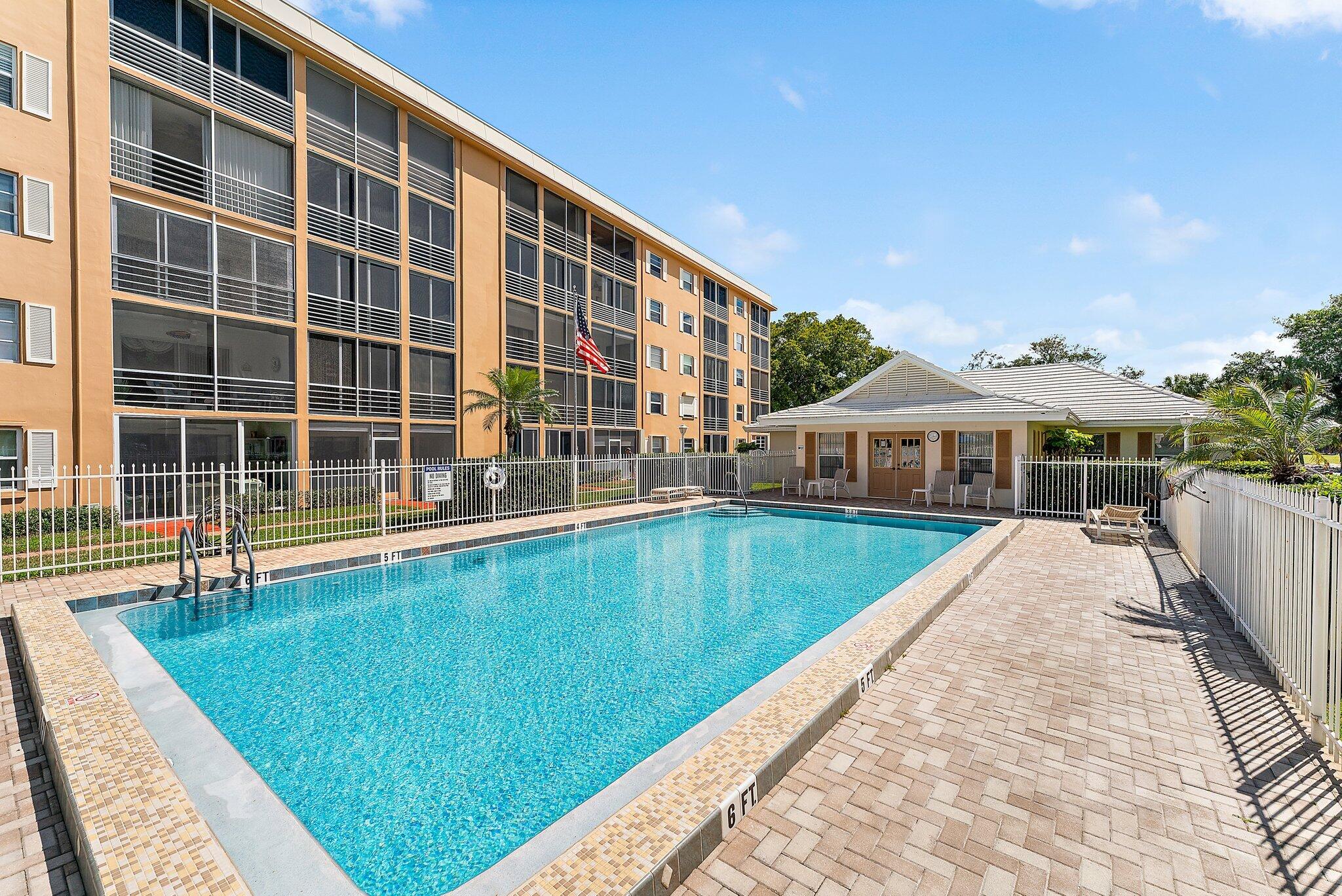 300 Golfview Road, Unit 502 North Palm Beach, FL 33408 - Photo 31 of 35 Community Pool_300GolfviewRd502