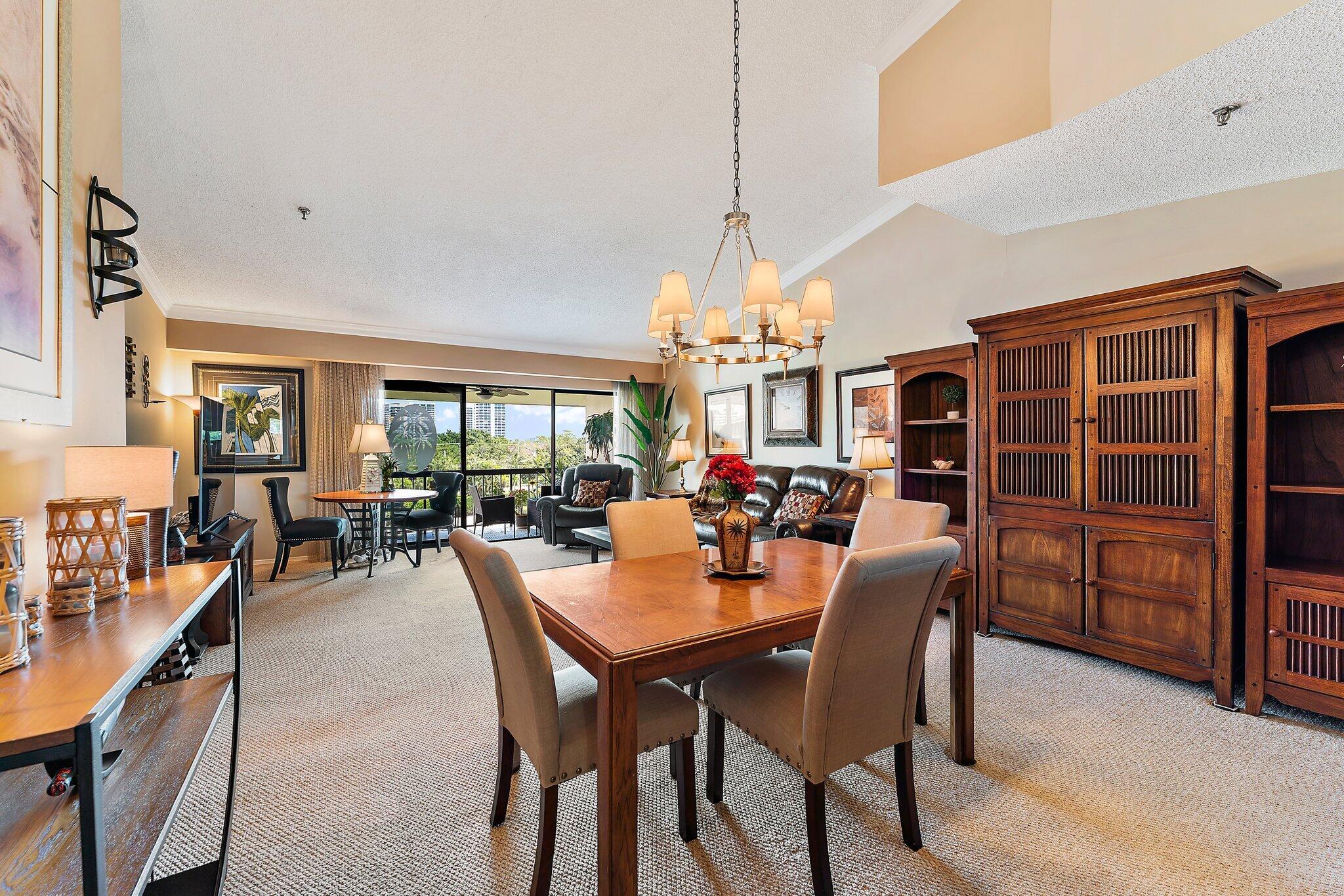 300 Golfview Road, Unit 502 North Palm Beach, FL 33408 - Photo 6 of 35 Main Living Area
