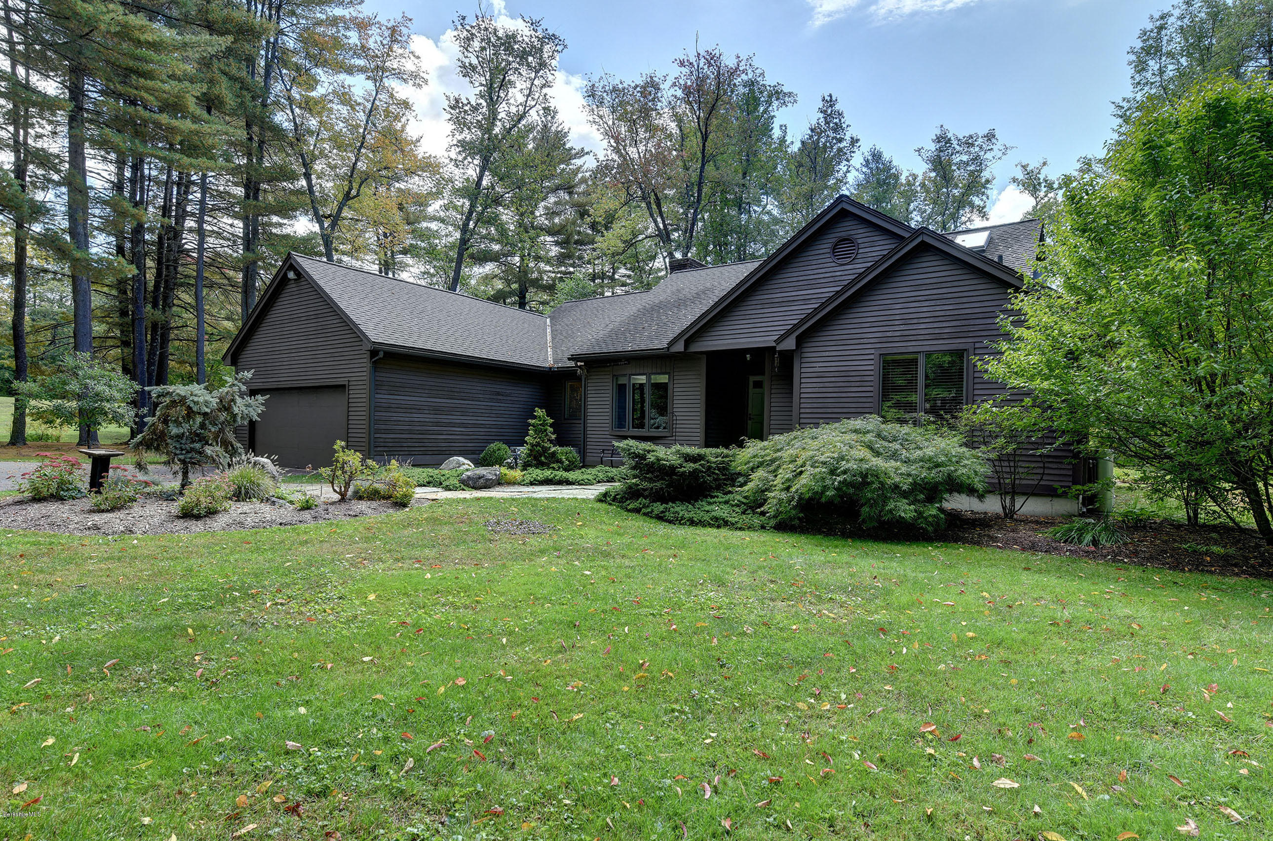 60 Hurlburt Road Great Barrington, MA 01230 - Photo 1 of 38 1front