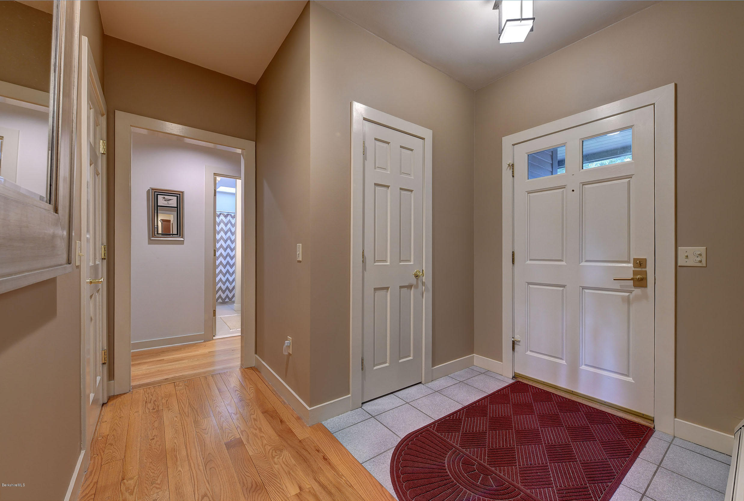60 Hurlburt Road Great Barrington, MA 01230 - Photo 3 of 38 3Entry
