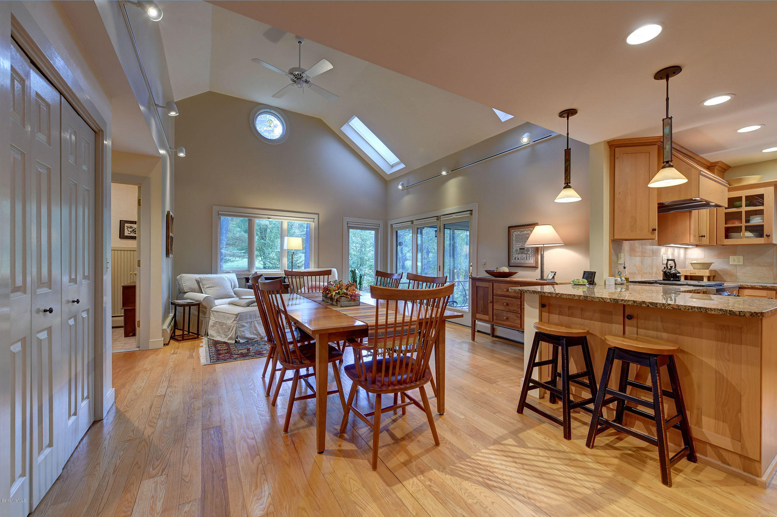 60 Hurlburt Road Great Barrington, MA 01230 - Photo 8 of 38 8dining