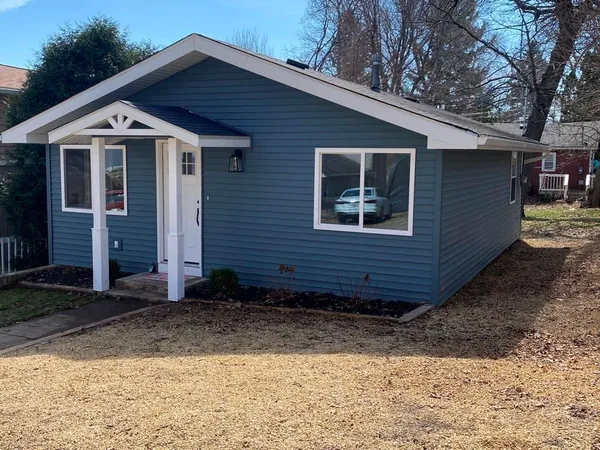 $239,900 | 93 Oakwood Avenue, Edgerton, WI 53534