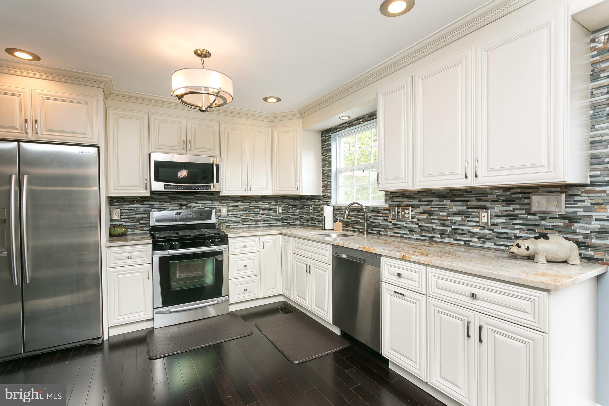 4536 Ridge Road Baltimore, MD 21236 - Photo 8 of 27 Kitchen