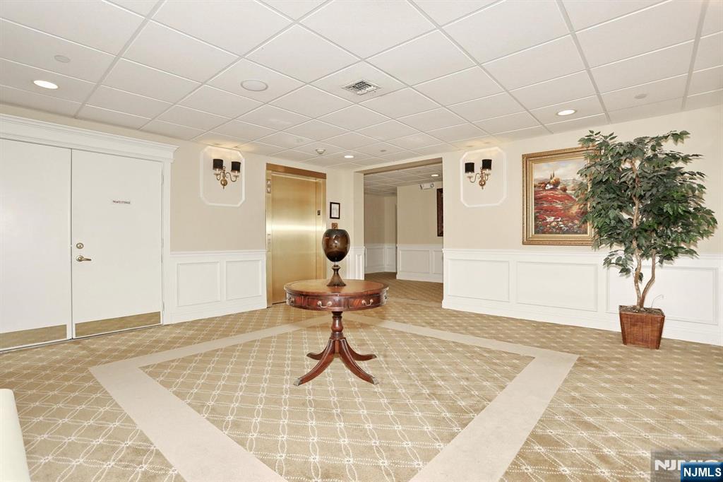 175 Rochelle Avenue, Unit 321 Rochelle Park, NJ 07662 - Photo 48 of 50