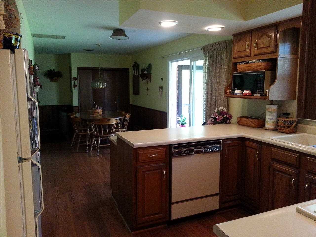 1005 North Shellbark Road Muncie, IN 47304 - Photo 8 of 30