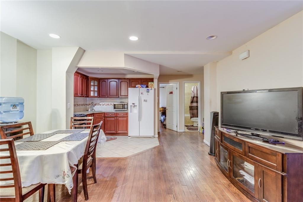 174 Patchen Avenue Brooklyn, NY 11221 - Photo 5 of 26