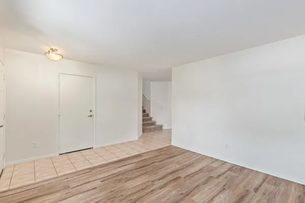 $3,300 | 22617 North 19th Way, Phoenix, AZ 85024