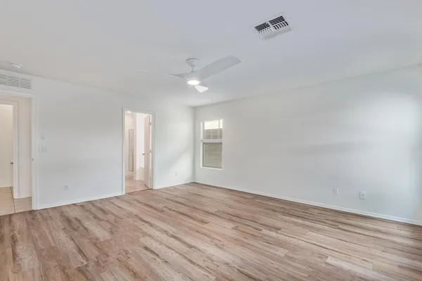 $3,300 | 22617 North 19th Way, Phoenix, AZ 85024