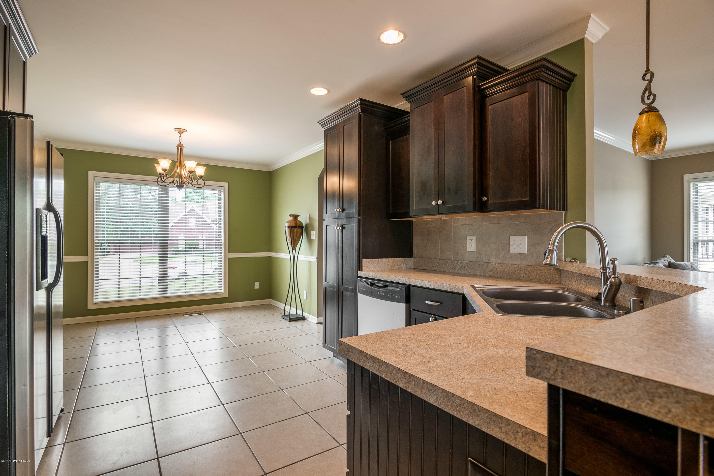 7708 Aspen Ridge Road Louisville, KY 40214 - Photo 10 of 29 Aspen Ridge Kitchen 4