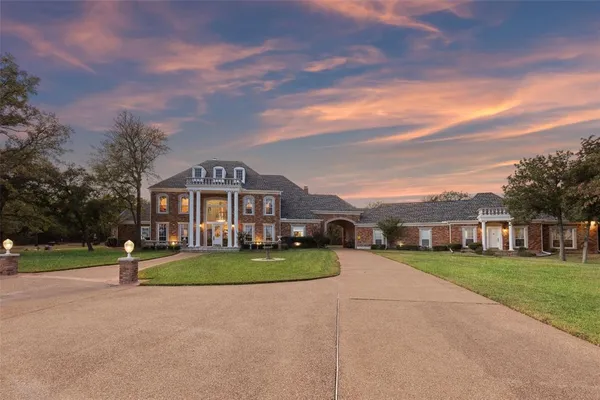 $3,495,000 | 385 Meadowview Drive, Argyle, TX 76226