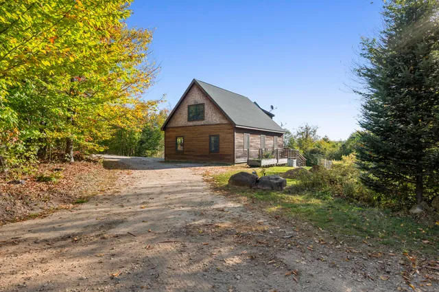 $750,000 | 160 Fuller Hill Road, Bryant Pond, ME 04219