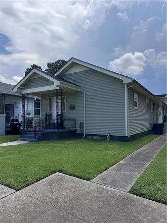 $1,250 | 2700 Clover Street, New Orleans, LA 70122
