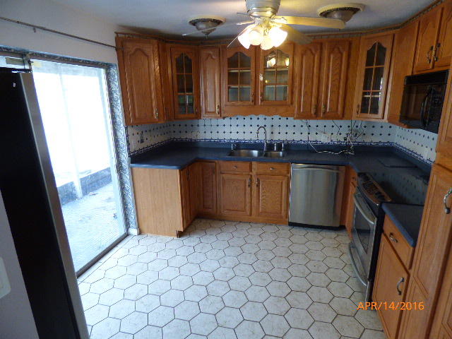 5459 Toronto Road Haverhill, FL 33415 - Photo 2 of 14 P5530111