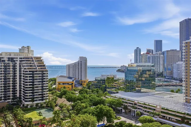 $1,650,000 | 888 Brickell Key Drive, Unit 1903, Miami, FL 33131