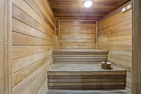 $1,650,000 | 888 Brickell Key Drive, Unit 1903, Miami, FL 33131