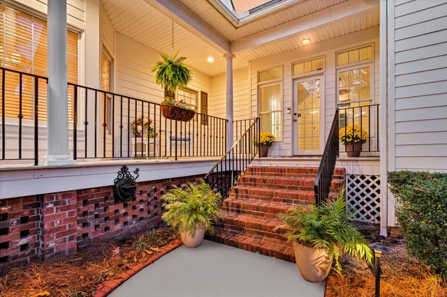 $999,900 | 4206 Sawgrass Drive, North Charleston, SC 29420