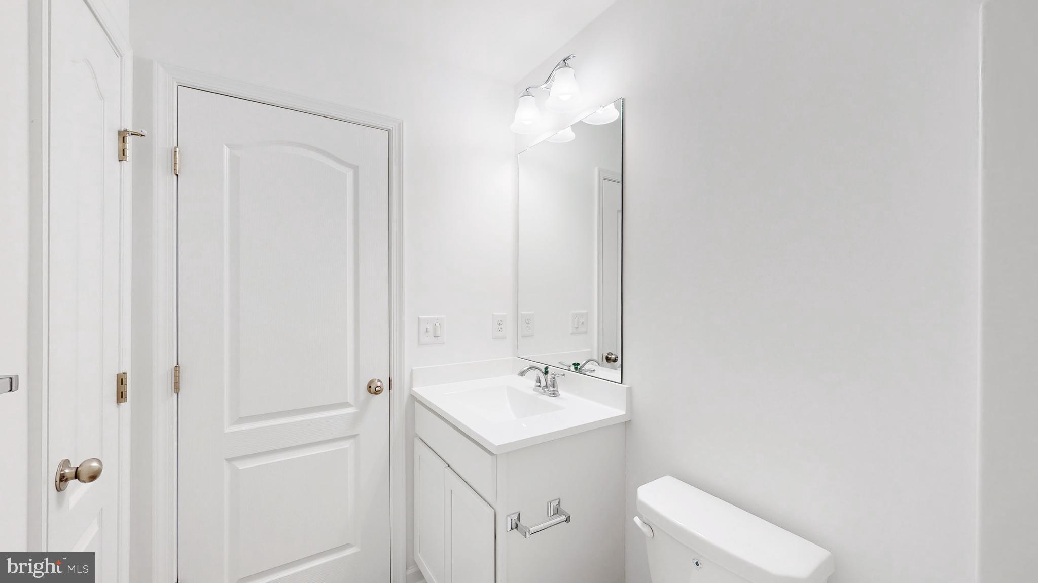 20665 Wilson Road Georgetown, DE 19947 - Photo 14 of 31 Hall bath