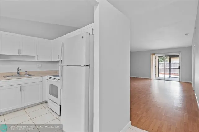 $2,300 | 4325 Northwest 5th Avenue, Deerfield Beach, FL 33064