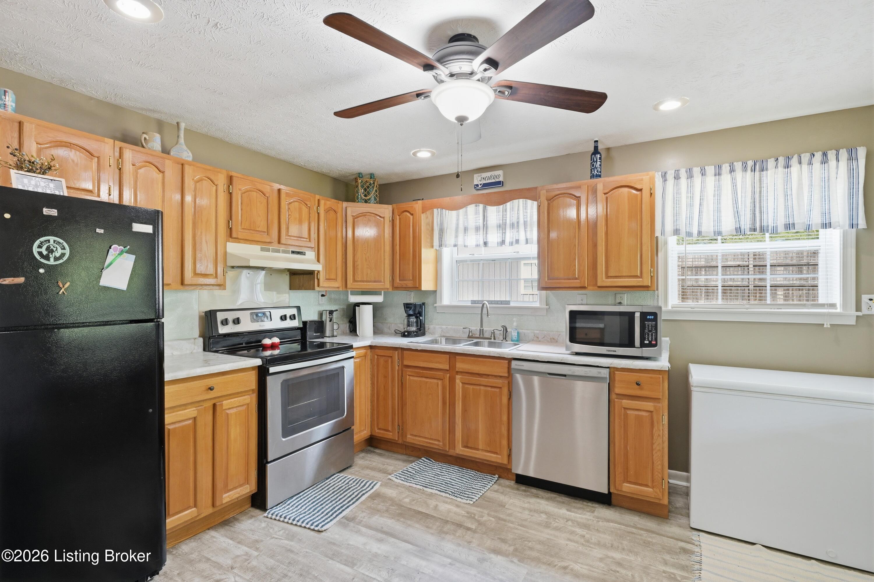 538 Nolin Park Road Clarkson, KY 42726 - Photo 2 of 35 007