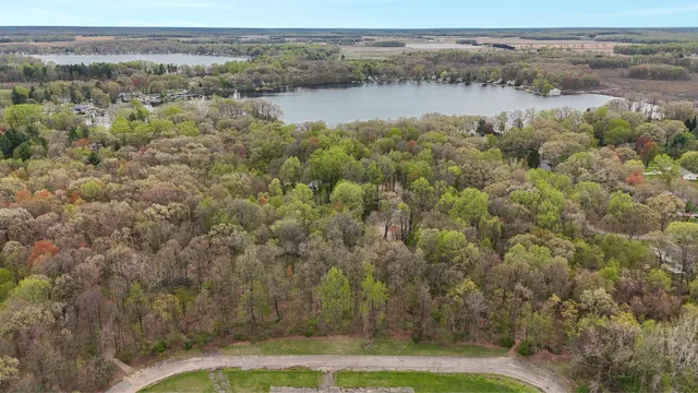 $265,000 | 6 Forest Road, Dowagiac, MI 49047