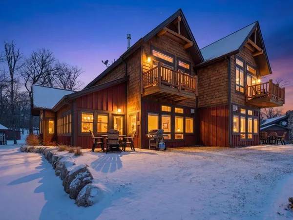 $749,000 | 6906 Beach View Lane Northwest, Walker, MN 56484