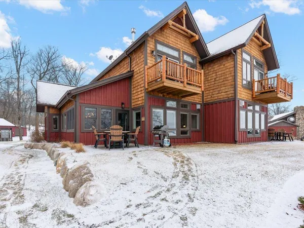 $749,000 | 6906 Beach View Lane Northwest, Walker, MN 56484