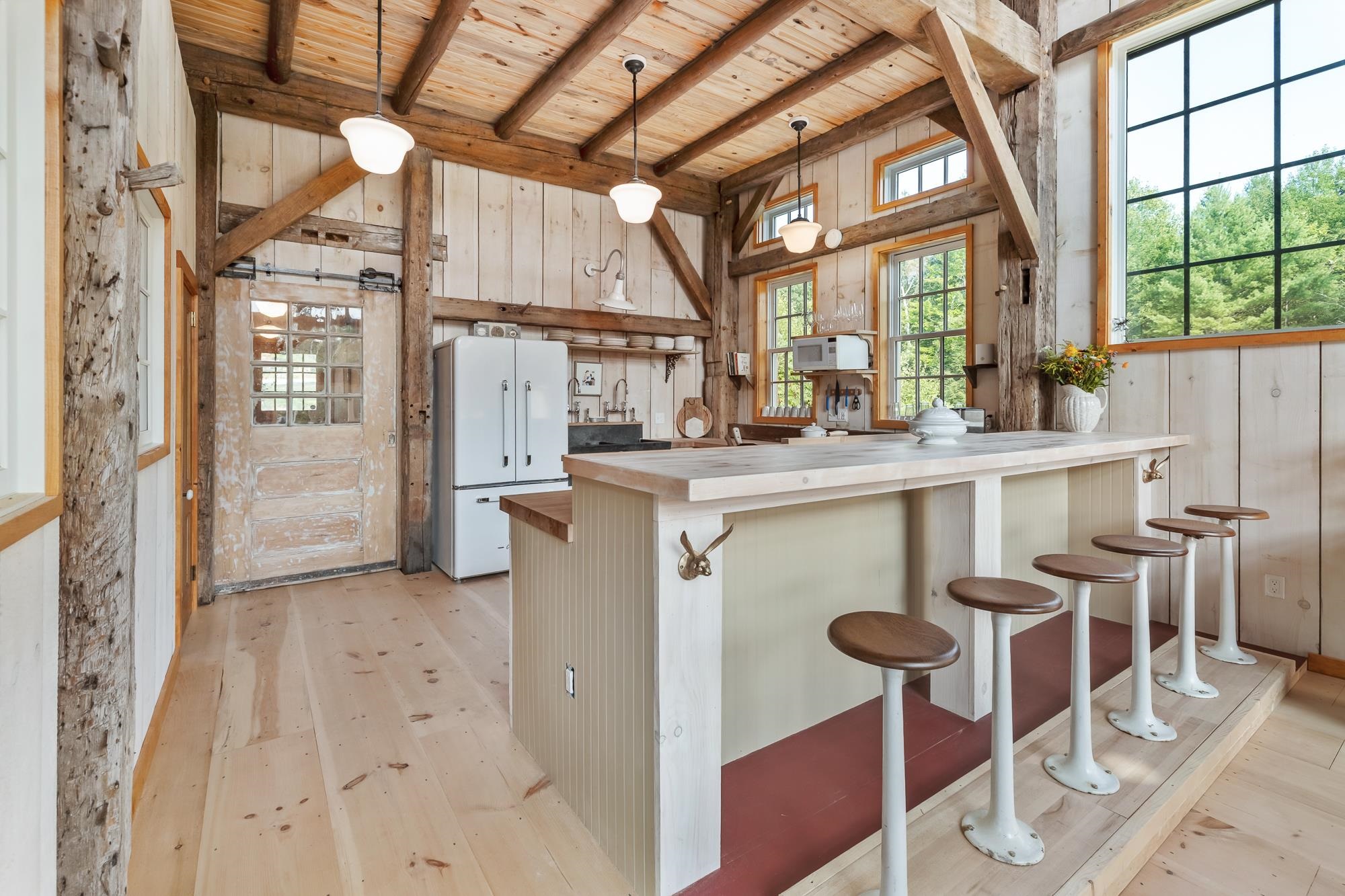 580 Cross Road Londonderry, VT 05155 - Photo 14 of 60