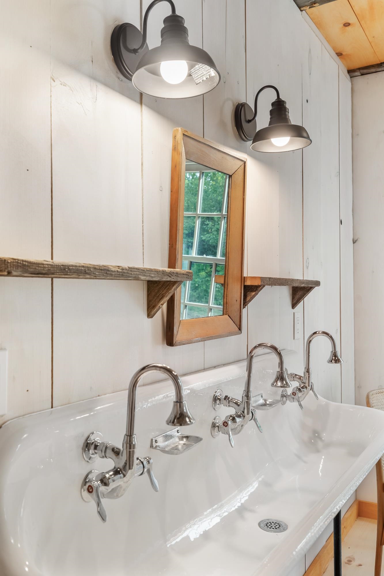 580 Cross Road Londonderry, VT 05155 - Photo 45 of 60