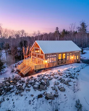 $1,000,000 | 580 Cross Road, Londonderry, VT 05155