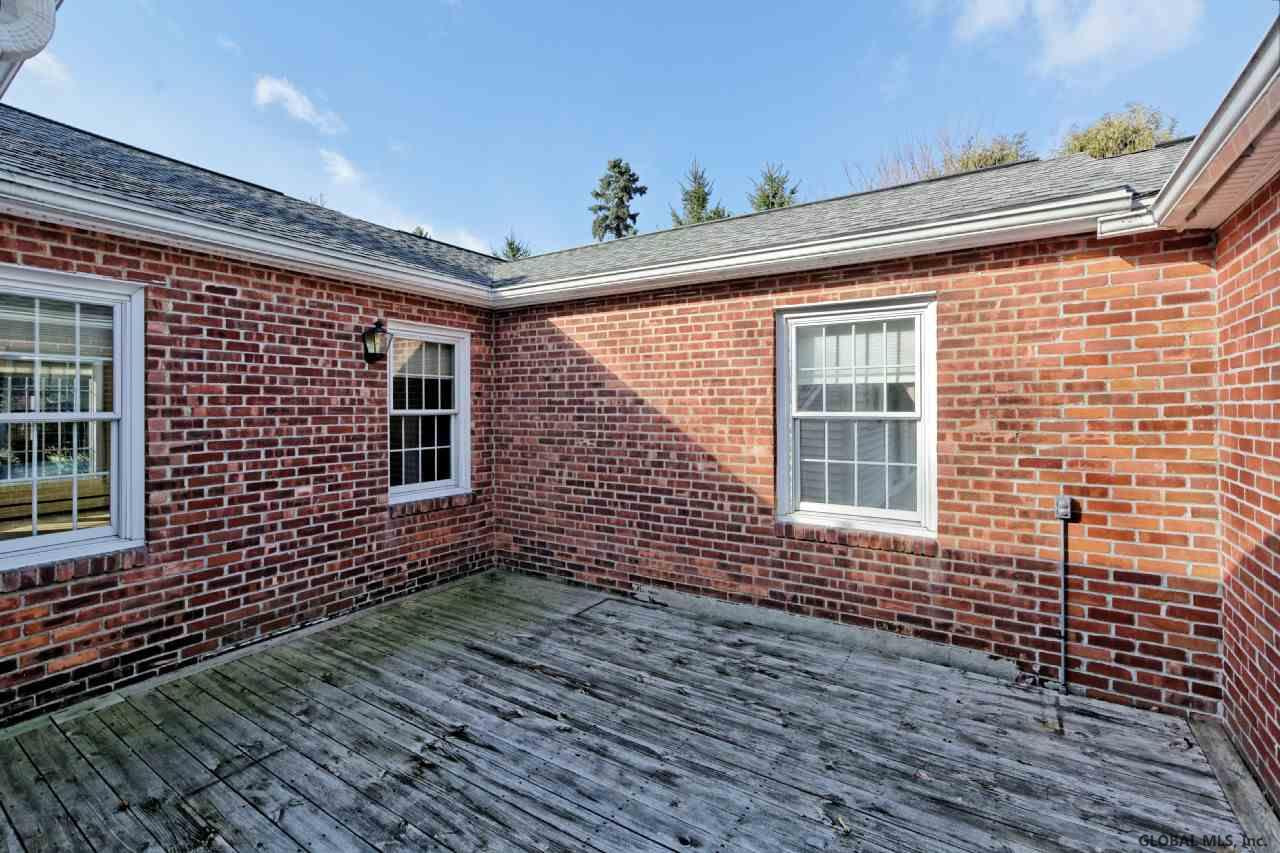 16 Aspinwall Road Colonie, NY 12211 - Photo 23 of 25 Photo 23