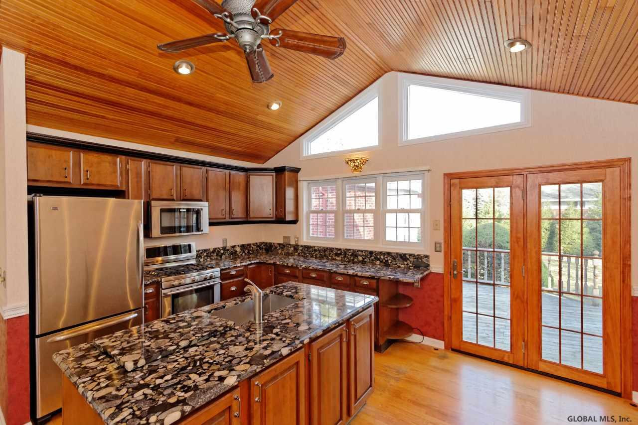 16 Aspinwall Road Colonie, NY 12211 - Photo 3 of 25 Photo 3
