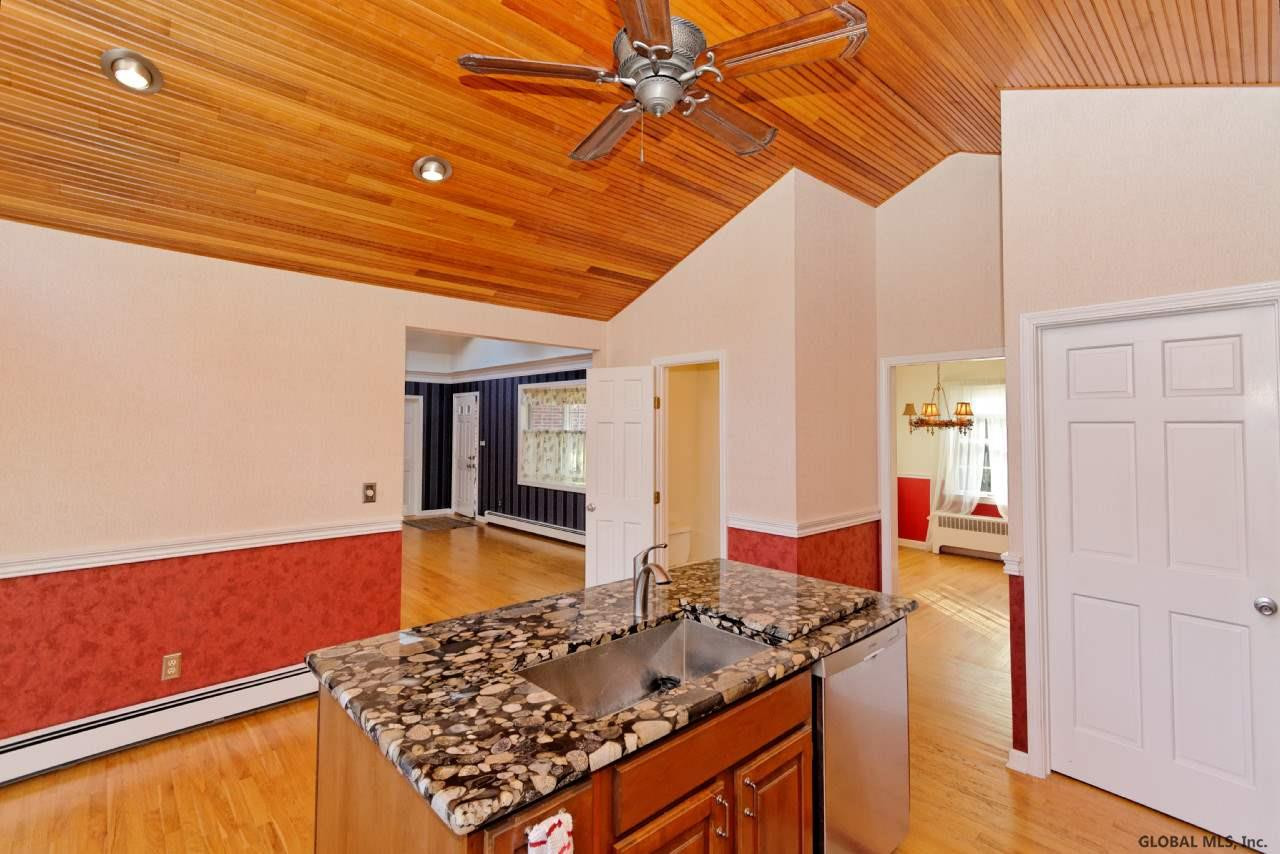 16 Aspinwall Road Colonie, NY 12211 - Photo 8 of 25 Photo 8