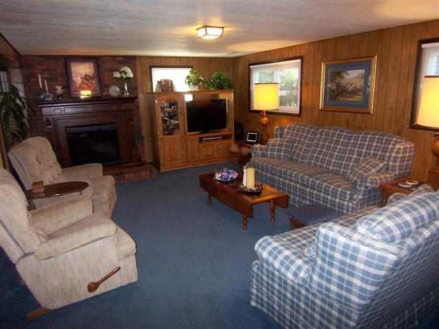 406 Spring Court Washington, IL 61571 - Photo 8 of 15 Gallery Image 8