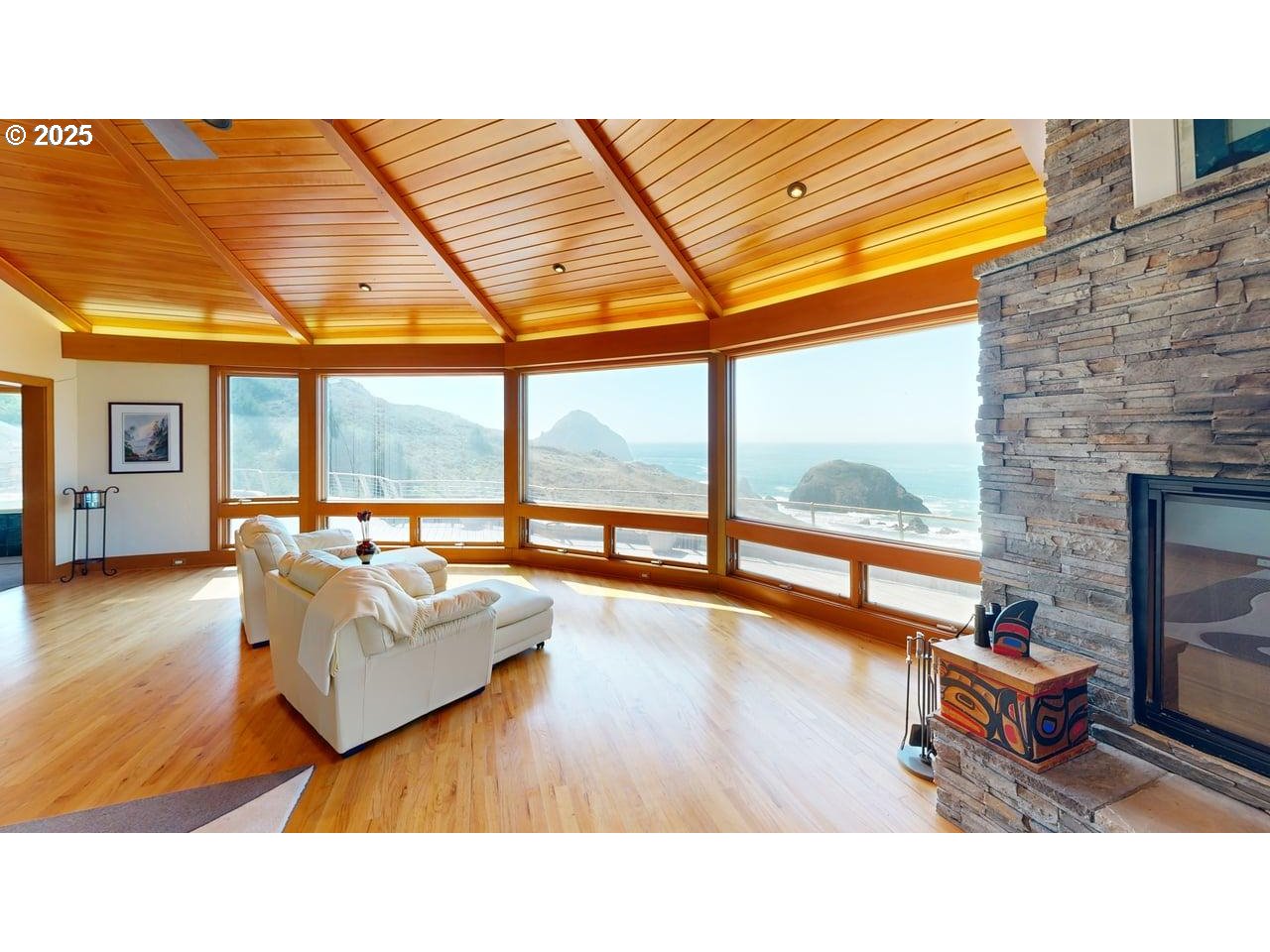 95100 Pigeon Point Road Gold Beach, OR 97444 - Photo 33 of 45 Bedroom, Primary