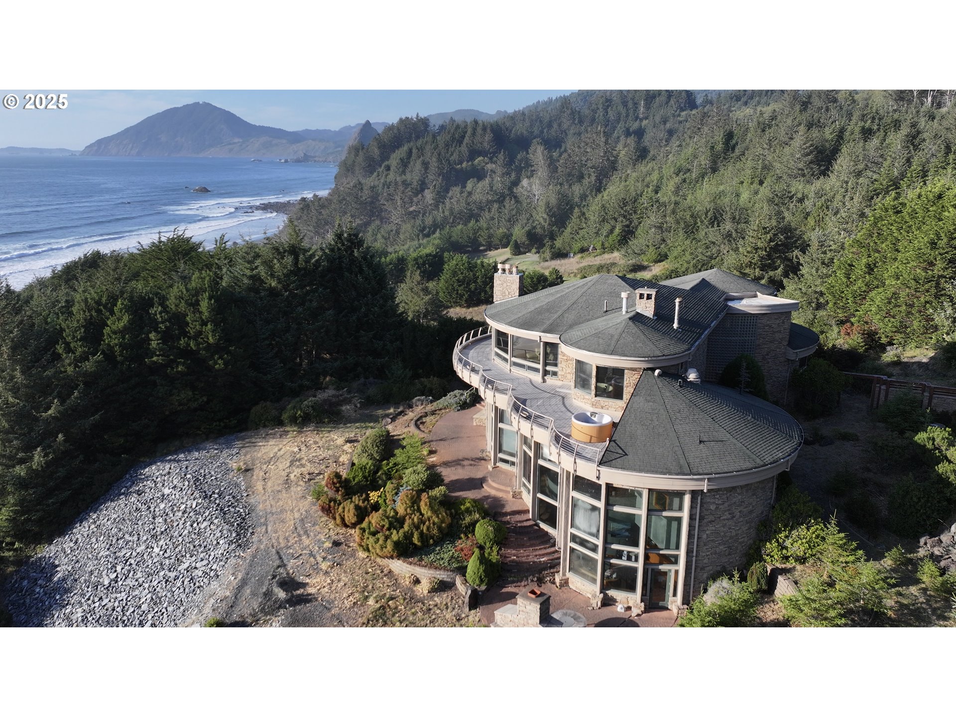 95100 Pigeon Point Road Gold Beach, OR 97444 - Photo 42 of 45 Media Room