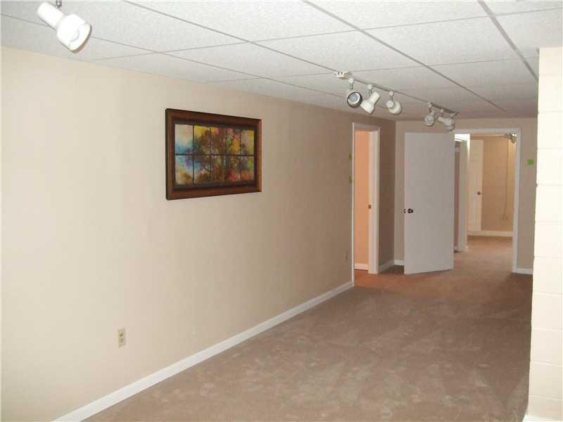 8705 Maze Road Indianapolis, IN 46259 - Photo 13 of 20 Gallery Image 13