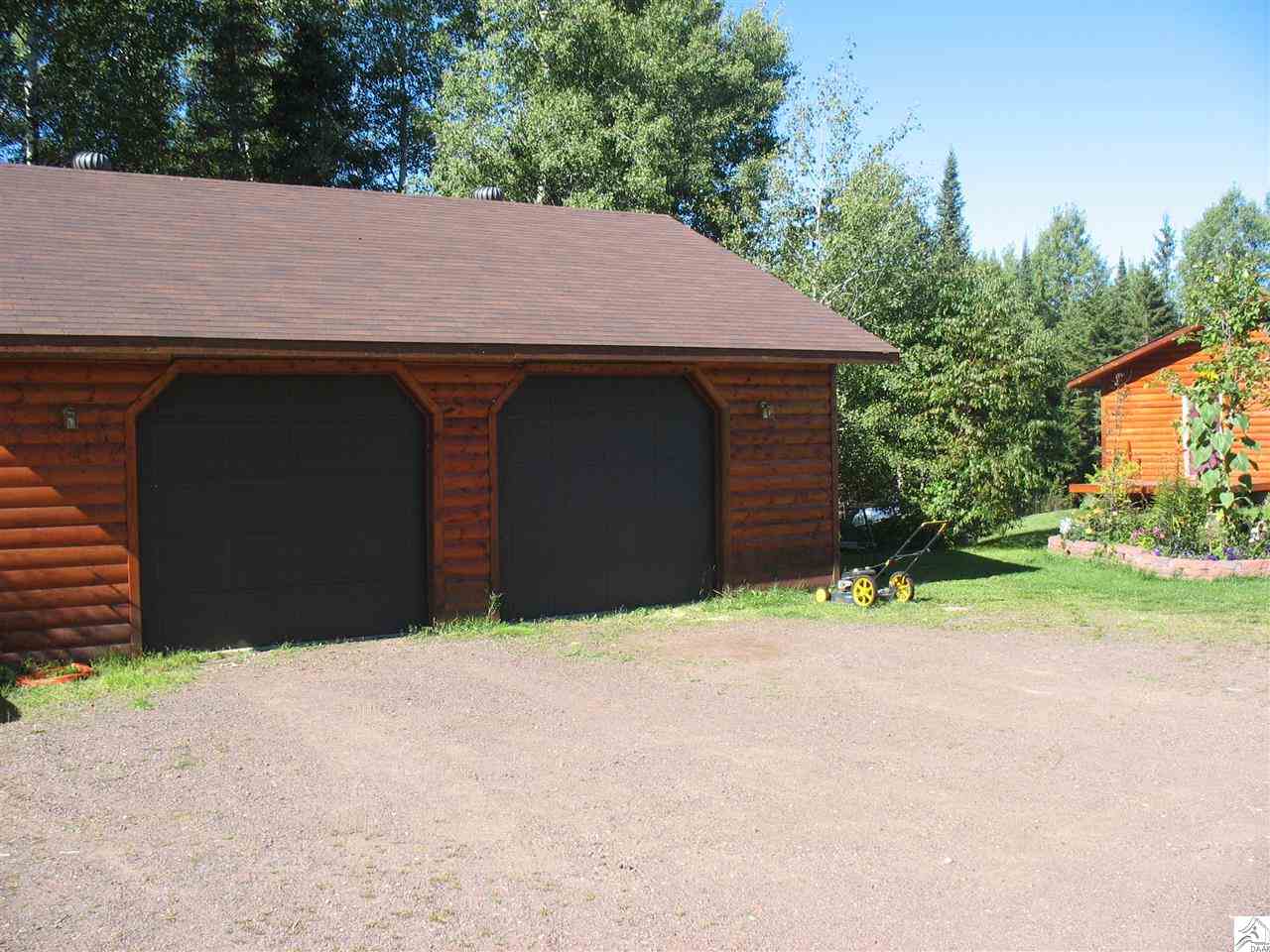 8341 Pequaywan Lake Road Duluth, MN 55803 - Photo 16 of 17 garage