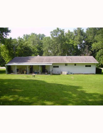 2440 Snyder Domer Road Springfield, OH 45502 - Photo 2 of 5