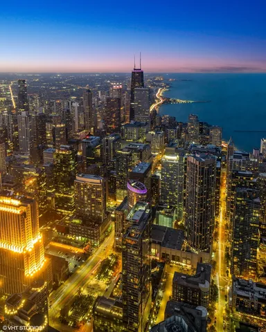 $7,999,000 | 363 East Wacker Drive, Unit 9101, Chicago, IL 60601